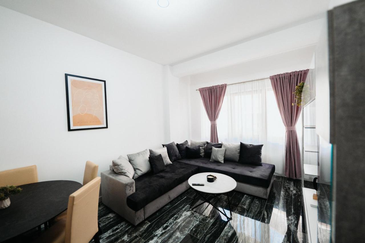 Luxury Cozy Apartments - City Center Suceava Exterior foto